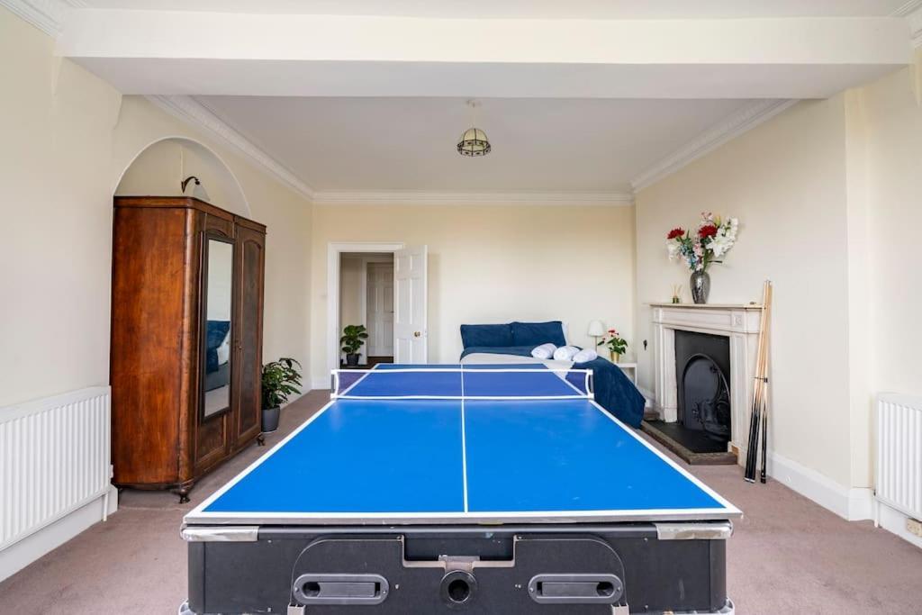 Villa Perfect For Large Family & Friends, Free Parking, Games Reading Esterno foto