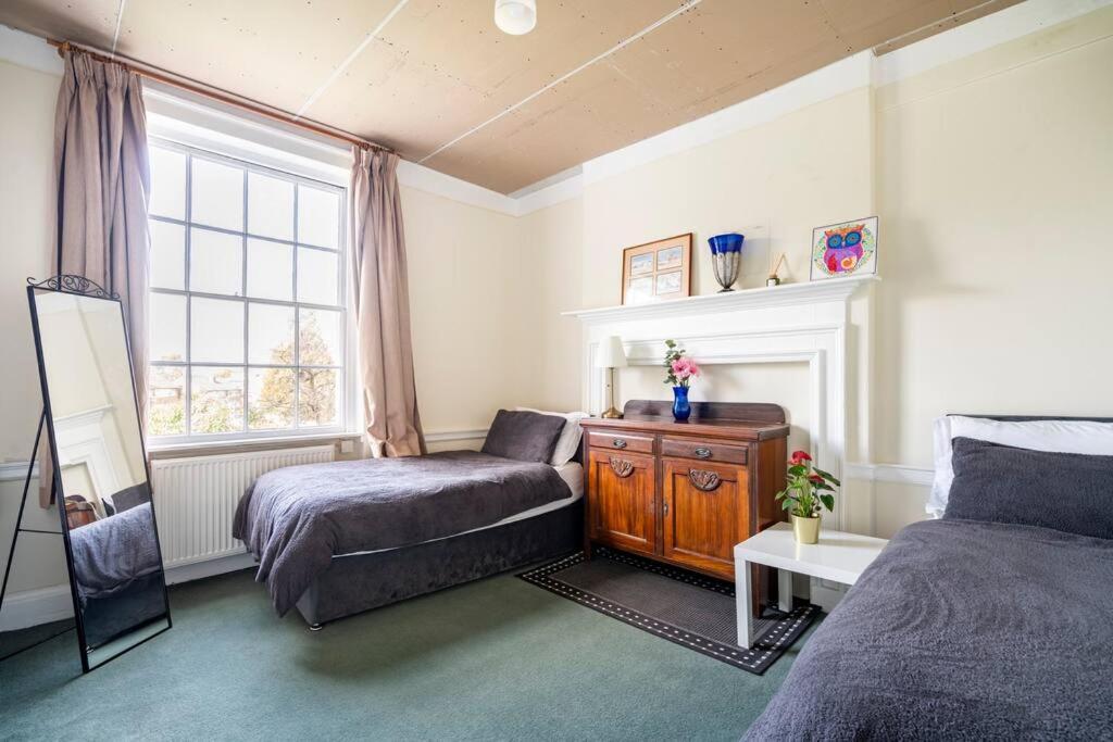 Villa Perfect For Large Family & Friends, Free Parking, Games Reading Esterno foto